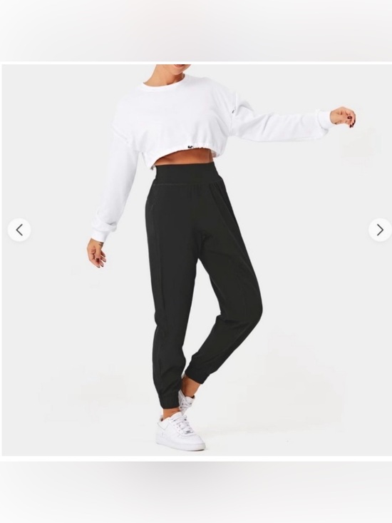 HALARA Pants - Halara Black Joggers Size Large. - B15